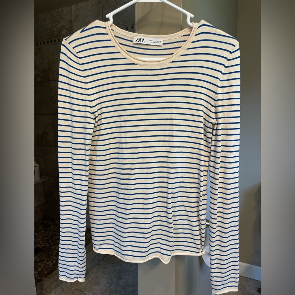 Zara long sleeve sweater